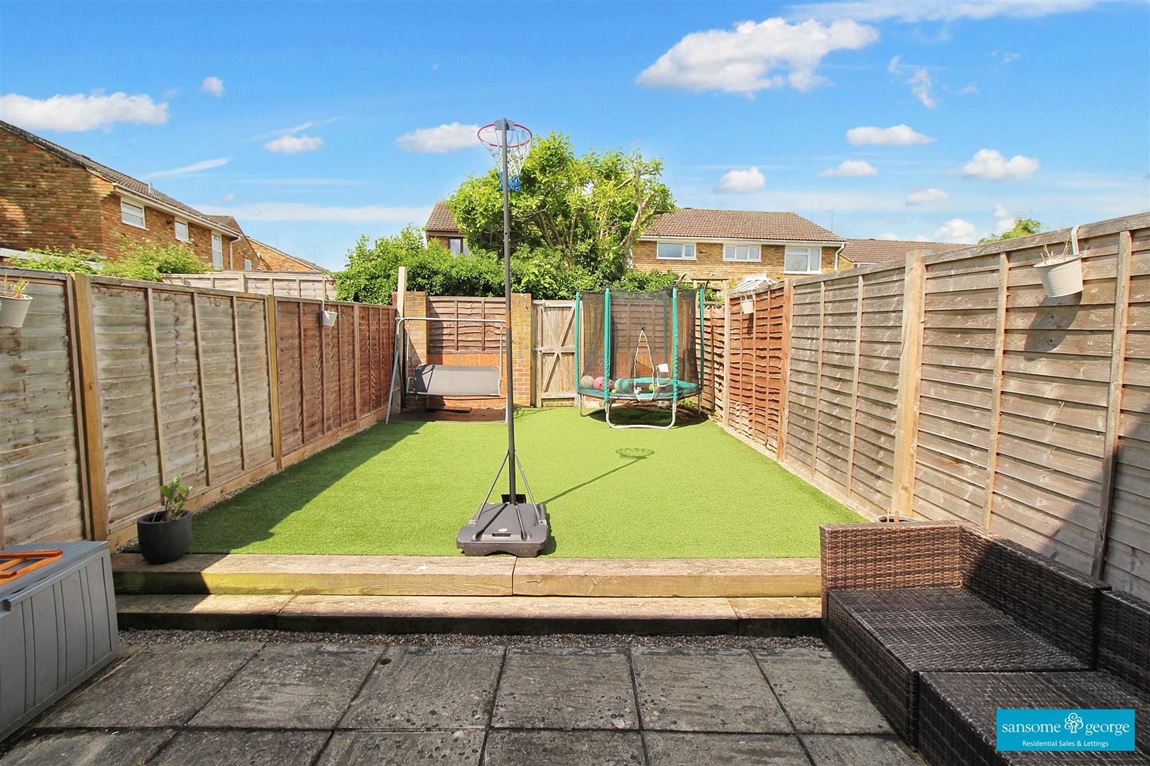 Lucey Close, Tilehurst, Reading